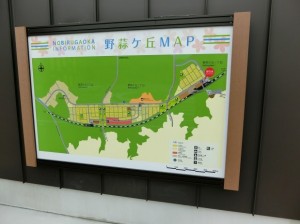 移転した高台の街並み(JR仙石線沿いに広がる街並み)